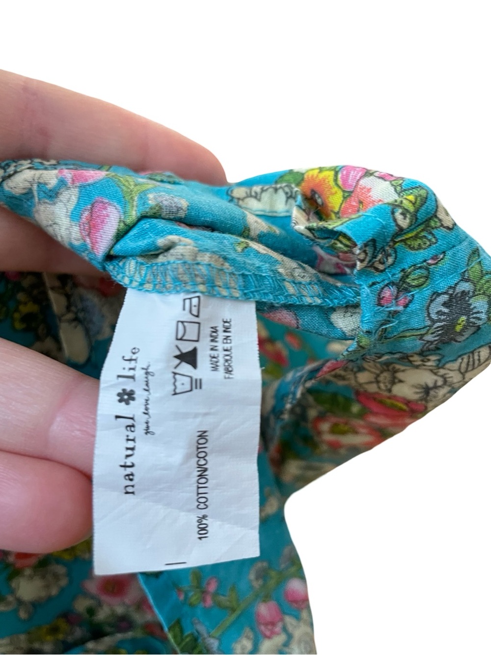 NATURAL LIFE FLORAL BUTTON DOWN BLOUSE - Picture 10 of 12